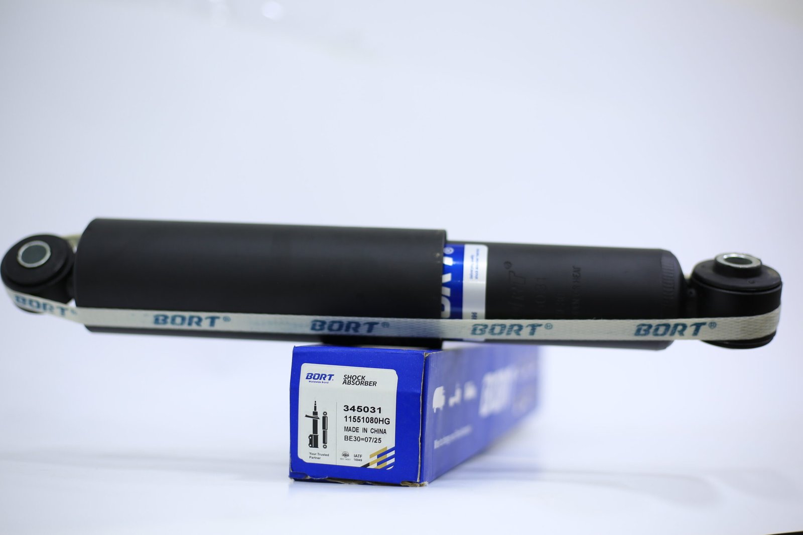 6M4A9498 طقم مساعدين خلفي BORT دوبلو كلاسيك - Image 1
